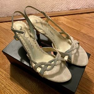 Nina Ginelle Gold Heels